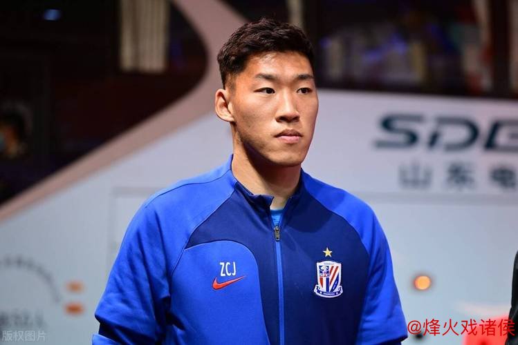 申花藏伊万秘密武器？朱辰杰或首发出任中卫