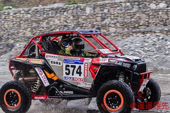 东川泥石流越野赛落幕 李鹏程夺冠捧走十万大奖