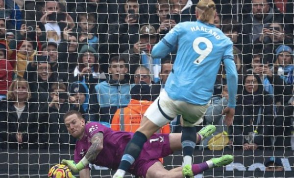 皇冠体育 英超-B席破门哈兰德失点 曼城主场1-1埃弗顿