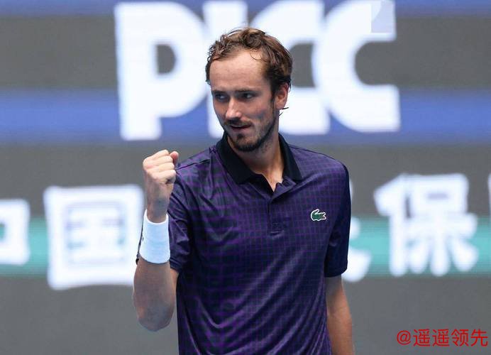澳网｜时隔370天再次品尝大满贯胜利，梅德韦杰夫闯过首轮终结颓势