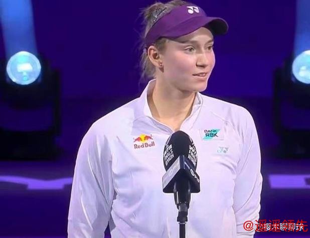 澳网｜时隔四年再夺女单大满贯，历经教练虐待风波的莱巴金娜重返顶尖行列